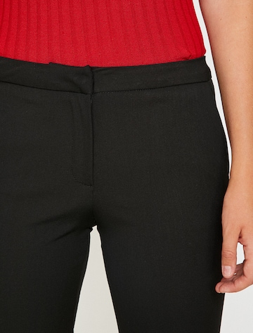 Koton Slim fit Pants in Black