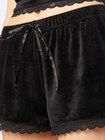 Pantaloncini da pigiama di ABOUT YOU x hunkemöller in nero