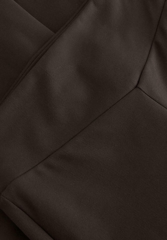Flared Pantaloni di Lindex in marrone