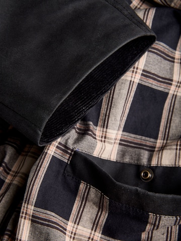 Portland Outerwear Company Between-Season Jacket 'Portland ' in Black