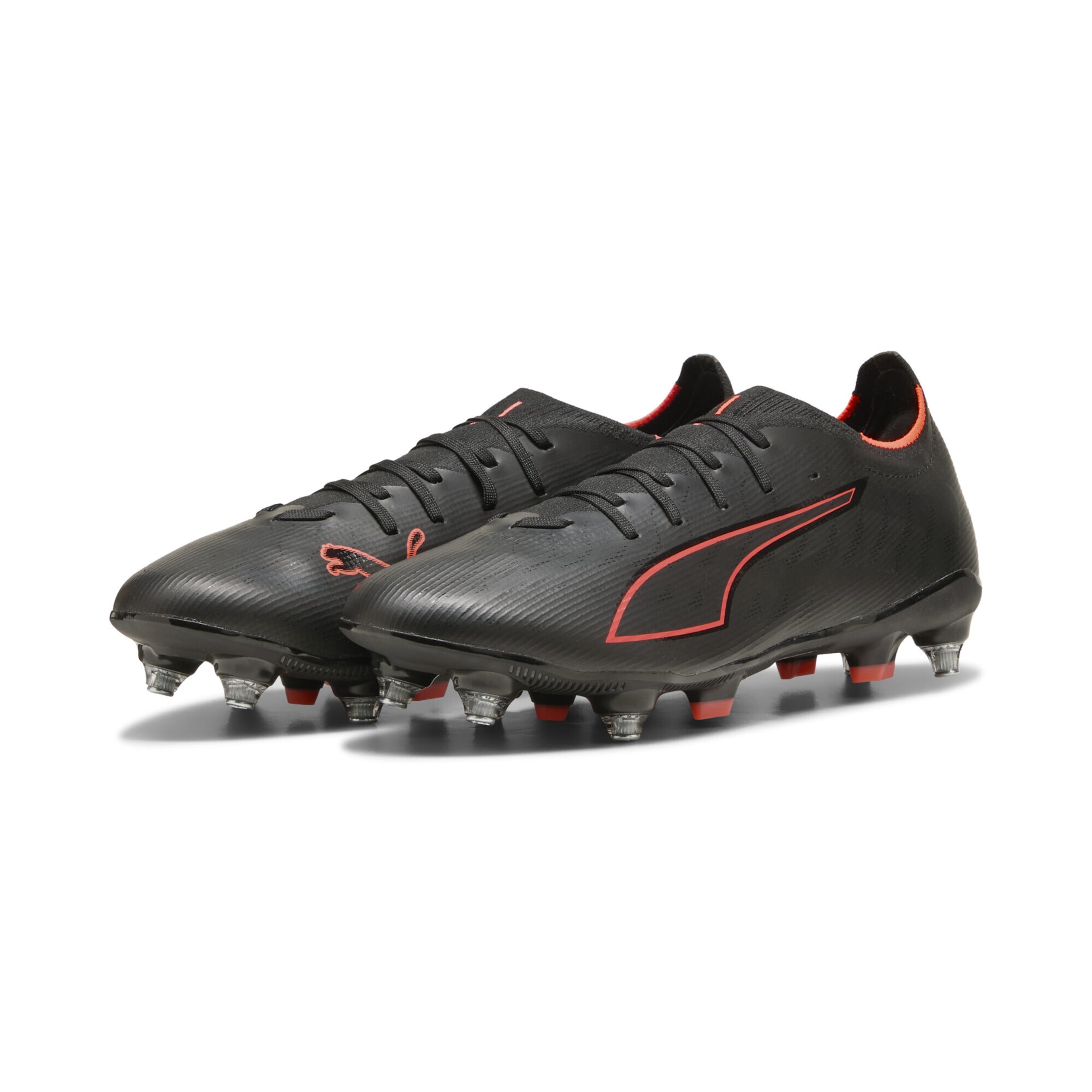 PUMA Soccer shoe 'Ultra 6' in Black