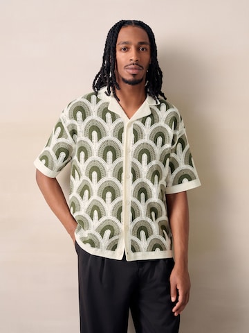 Next Strickjacke in Grün: Vorderseite
