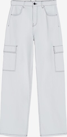 Regular Jeans cargo Bershka en blanc : devant