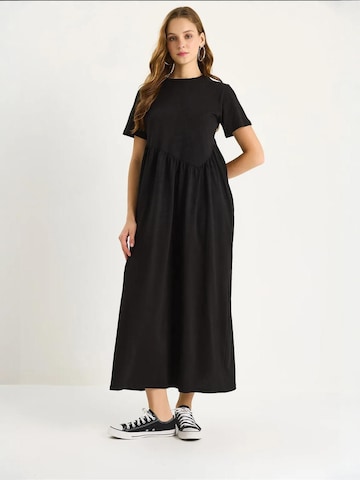 Bianco Lucci Dress in Black