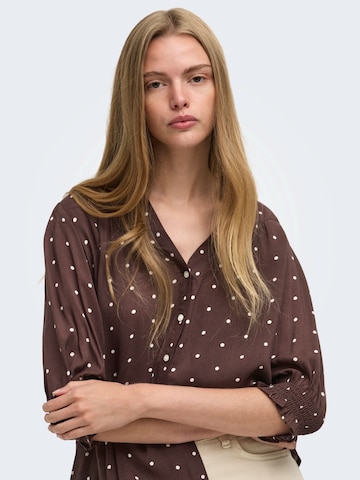 Chemisier 'ONLRAYA' ONLY en rouge