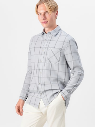 Fit confort Chemise GUESS en bleu