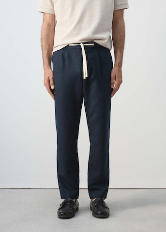 MANGO MAN Slim fit Pleat-Front Pants 'Romelino' in Blue: front
