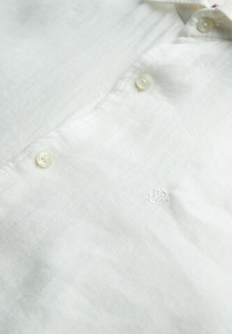 Coupe regular Chemise 'Vacation' Superdry en blanc