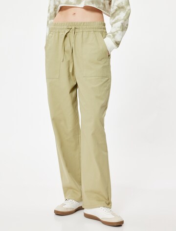 Koton Loosefit Broek in Groen: voorkant