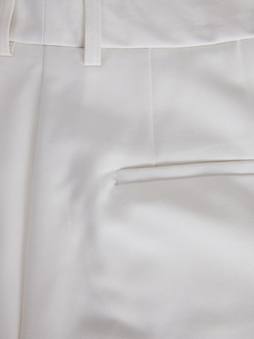 JJXX Loose fit Pleated Pants 'Mary' in White