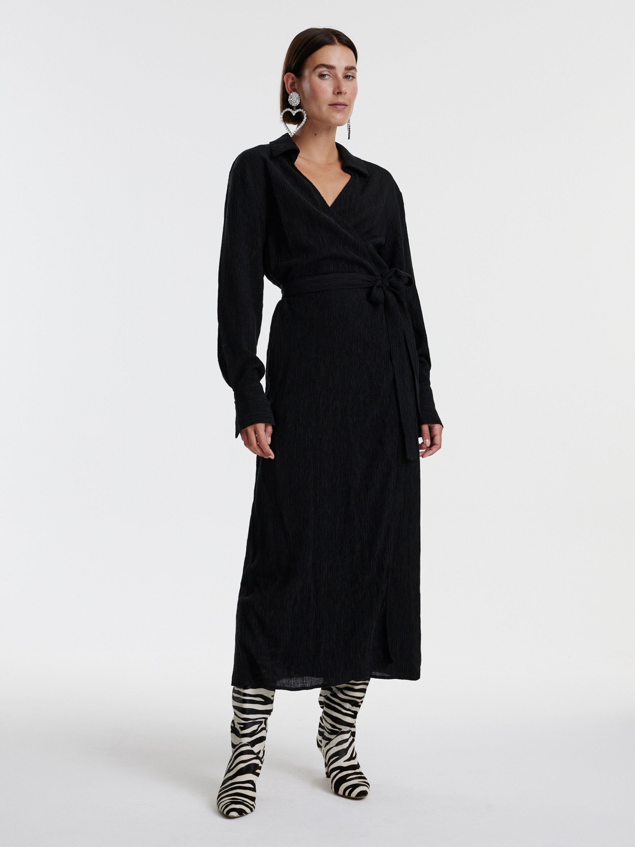 EDITED Produkte Kleid 'Finn' schwarz