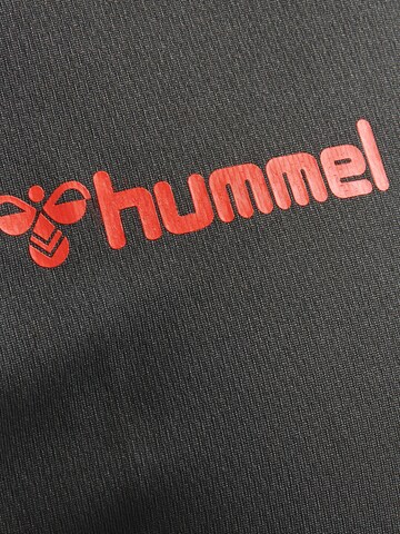 Hummel Functioneel shirt 'Authentic' in Grijs