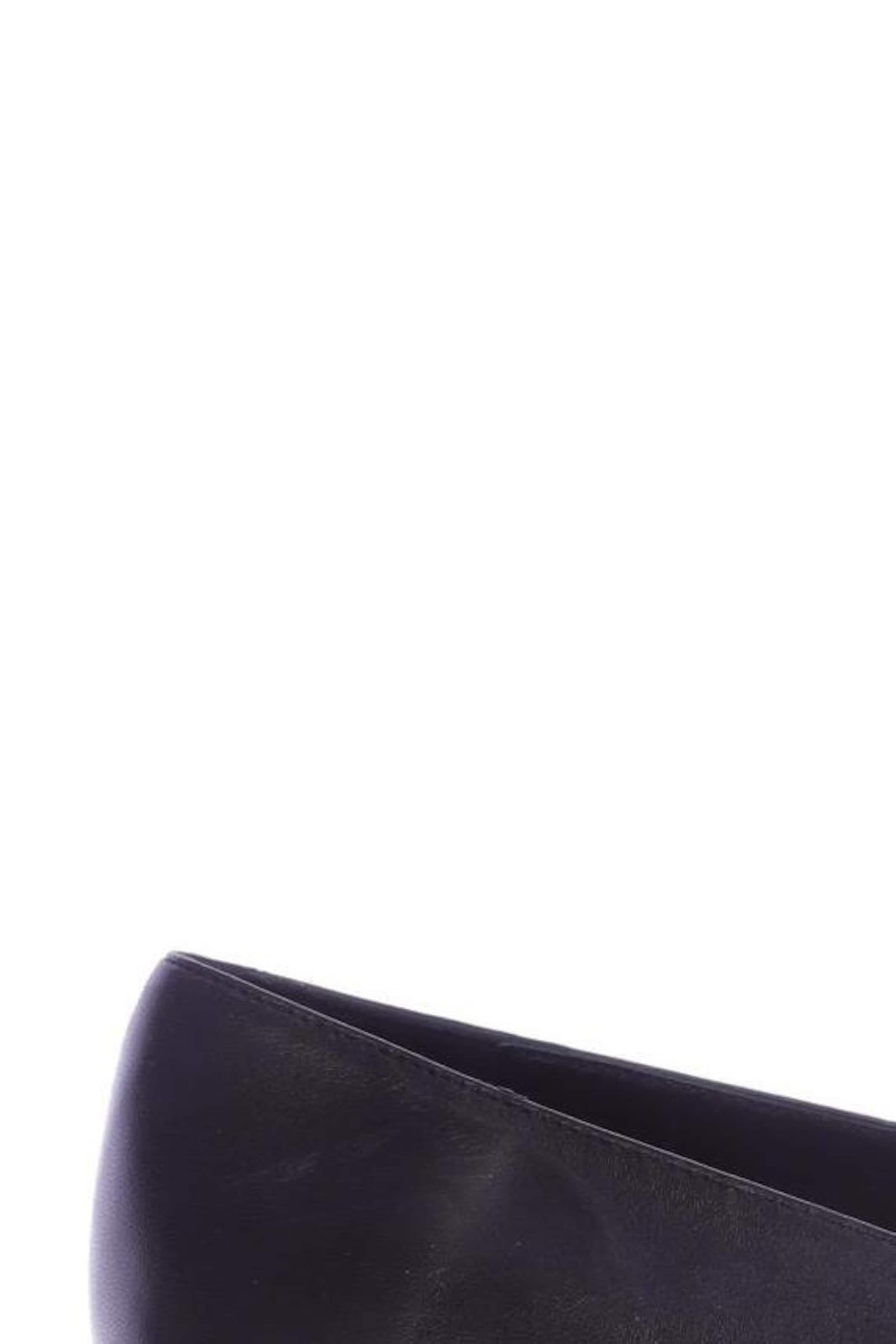 Flattered Flats & Loafers in 38 in Black