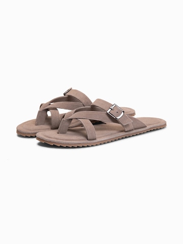 Ombre Teenslippers 'Klapki' in Grijs