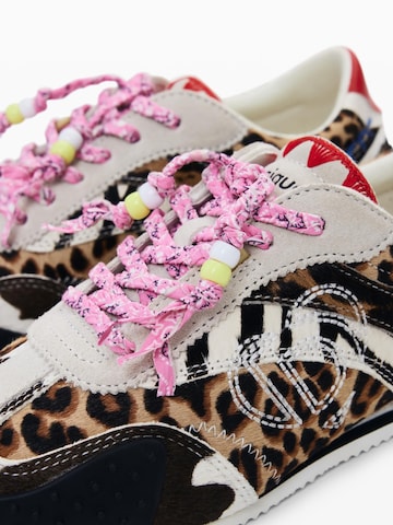 Desigual Σνίκερ χαμηλό σε μαύρο