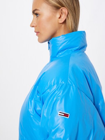 Tommy Jeans Jacke in Blau