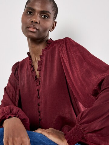 Chemisier ' ' Apricot en rouge