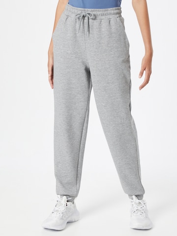 ONLY PLAY Tapered Workout Pants in Grey: front