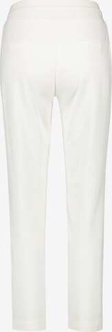 GERRY WEBER Loosefit Παντελόνι σε λευκό