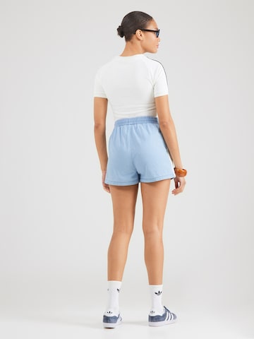 ADIDAS ORIGINALS Loosefit Shorts 'Summer Glow' in Blau