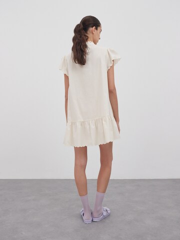 EDITED Shirt dress 'Agnes' in Beige