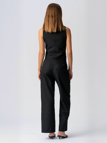 TEESHOPPEN Regular Trousers ' Natalie ' in Black