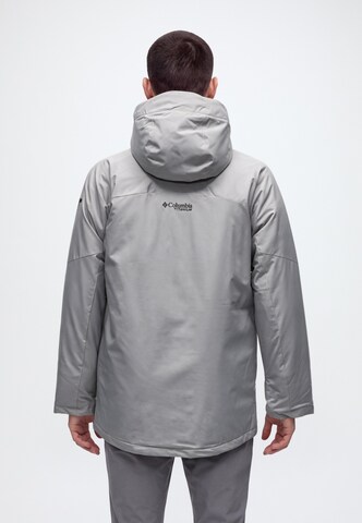 COLUMBIA - Chaqueta deportiva 'Winter District™ III' en gris
