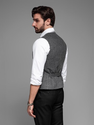 Ombre Vest '0110' in Black