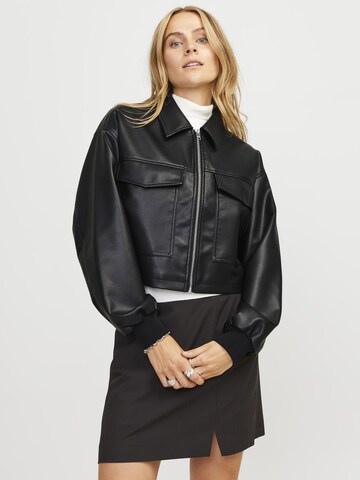 Veste mi-saison 'JXCAROL' JJXX en noir : devant