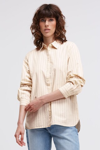 SENSES.THE LABEL Blouse in White: front