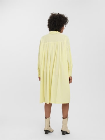 Robe-chemise 'Gittana' VERO MODA en jaune