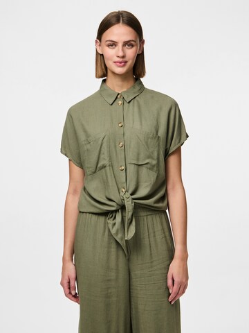 PIECES Blouse 'PCPia' in Green: front