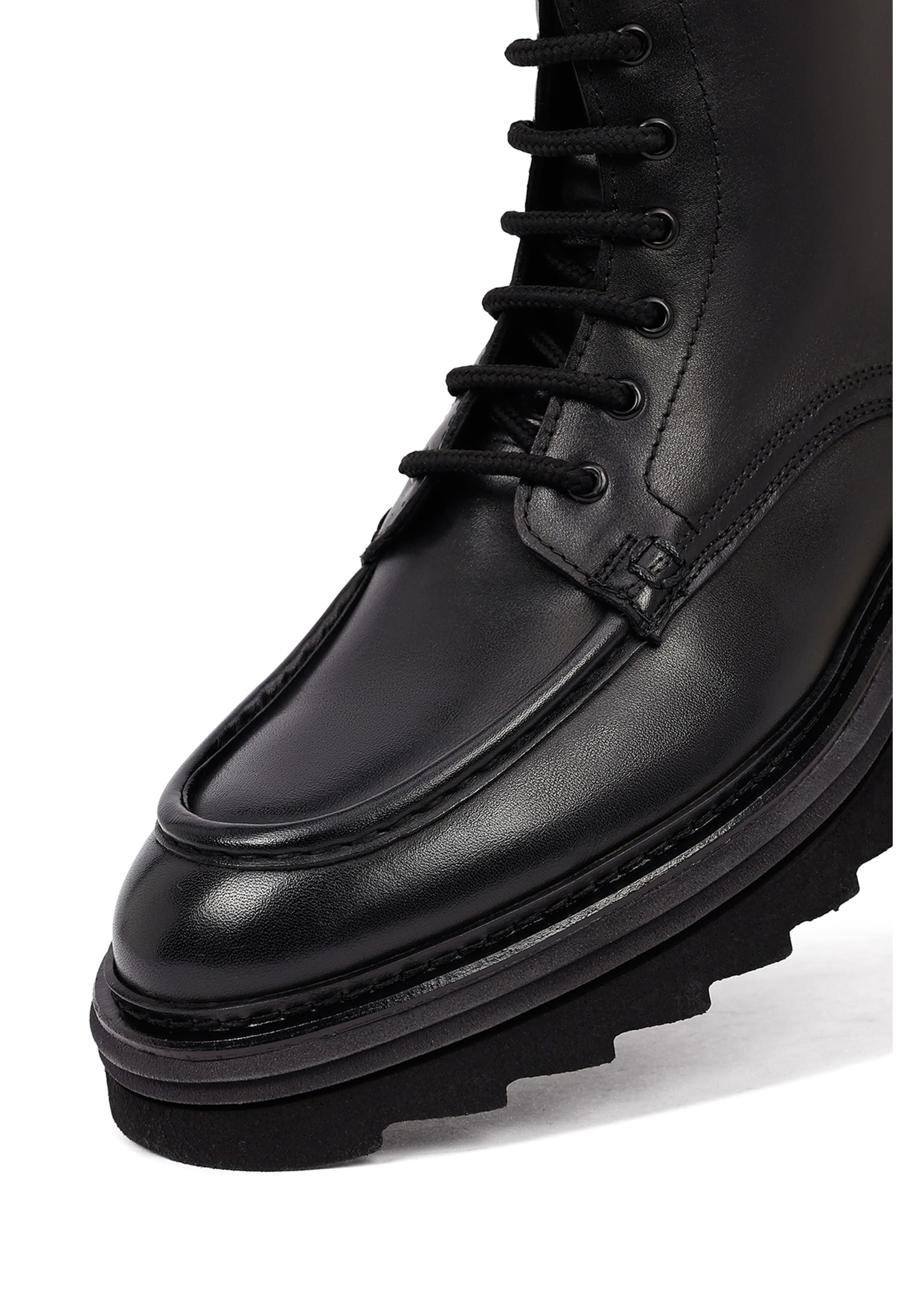 Boots stringati di Derimod in nero