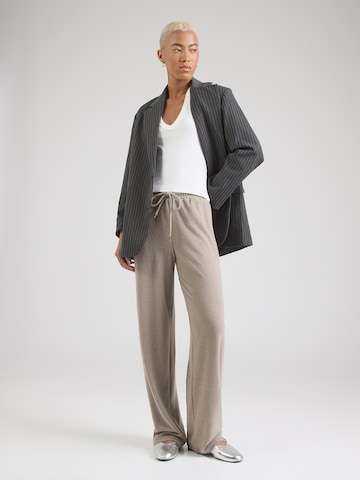 ONLY Top 'ONLMILA' in White