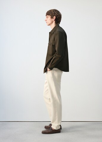 MANGO MAN Comfort Fit Hemd 'Roberto' in Braun