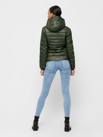 ONLY Between-season jacket 'Tahoe' in Green