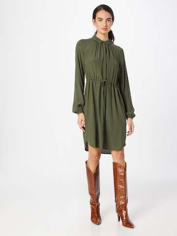 Rochie tip bluză 'Aina' de la Soft Rebels pe verde: față