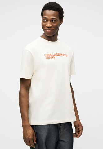 Tricou 'ESSENTIAL' de la KARL LAGERFELD JEANS pe alb