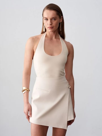 Dilvin - Top em branco: frente