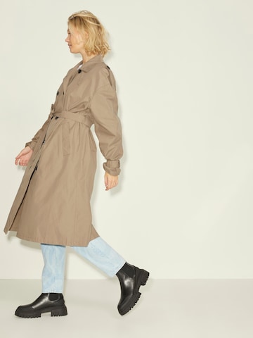 JJXX Between-seasons coat 'Choice' in Brown