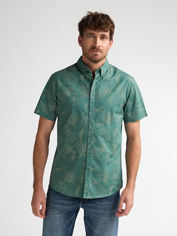 Coupe slim Chemise Petrol Industries en vert : devant