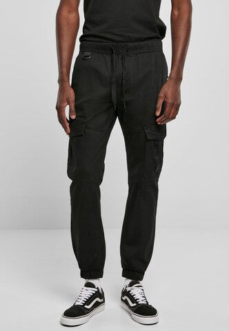 SOUTHPOLE Tapered Cargo Pants in Black