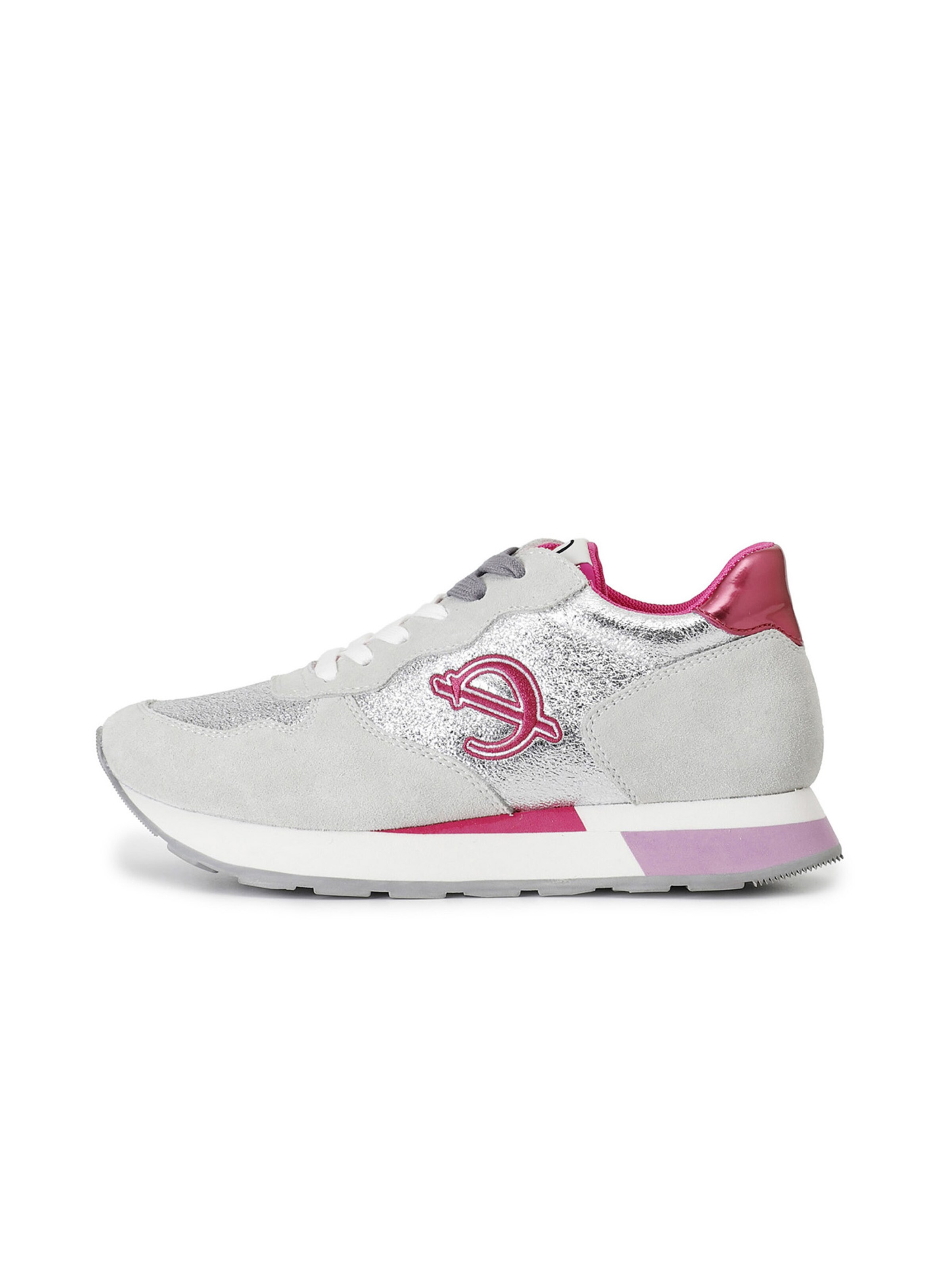 Baskets basses CAFè NOIR en blanc : devant