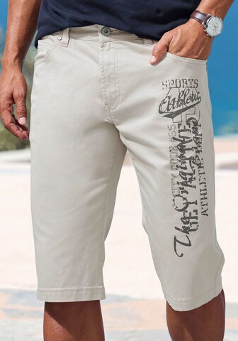 JOHN DEVIN Regular Shorts in Beige: Vorderseite