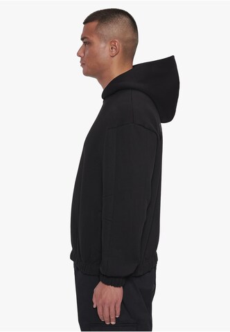 Dropsize Sweatshirt in Black