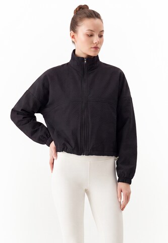 myMo ATHLSR - Chaqueta de entretiempo en negro: frente