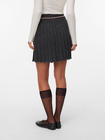 VERO MODA - Falda 'MARINA' en gris