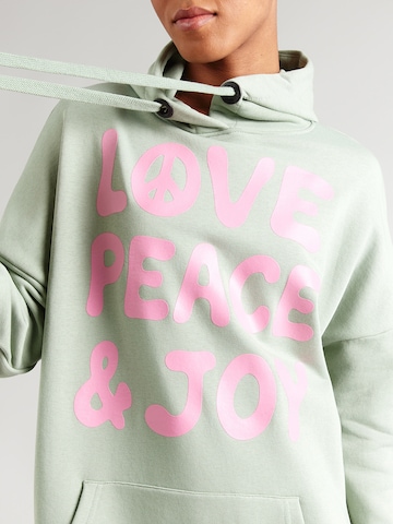 miss goodlife Суичър 'Love Peace & Joy' в зелено