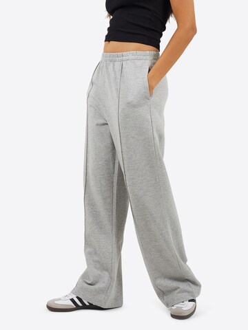 BRAVE SOUL Wide leg Broek in Grijs: voorkant