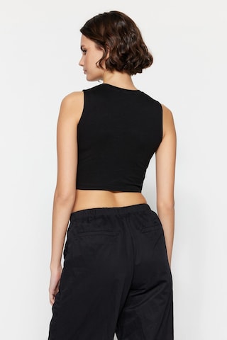 Trendyol Top in Black